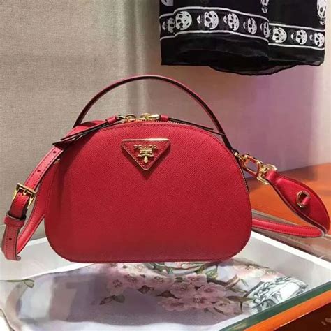 prada red saffiano handbag|prada odette saffiano.